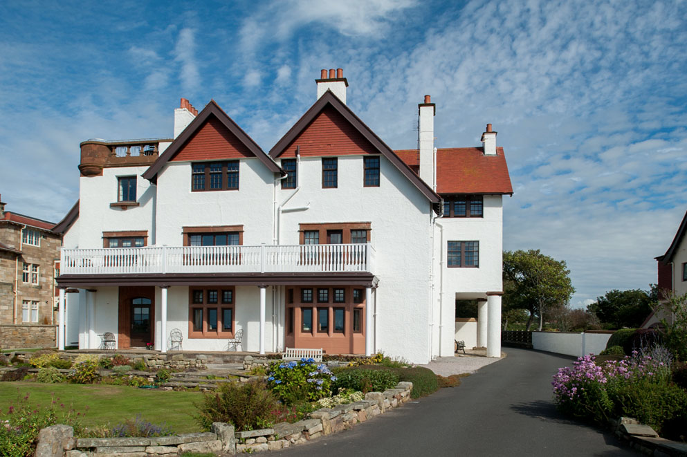 mokoia house case study masterframe scotia double glazing